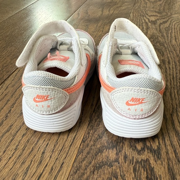 Nike Kids Sneakers with Orange and Pink Details toddler size 7 - Picture 5 of 9